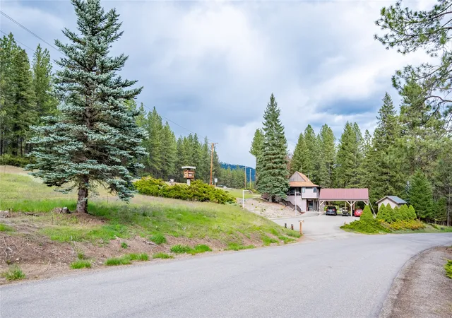 Homes for sale in Libby, MT | 129 Airfield Rd, Libby, MT 59923 | MLS# 30066233