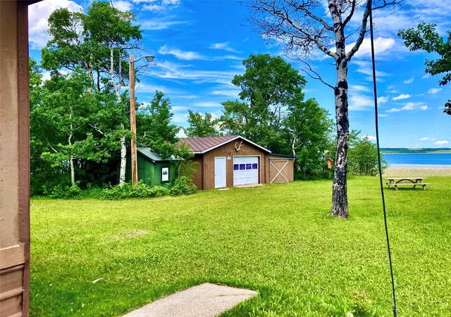Photo 3 of Manufactured home for sale at 28 W Shore Rd, Babb, MT 59411 | MLS# 30065606 | Listing updated on 2026-07-01