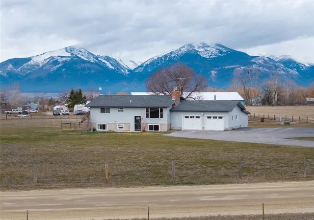 1st image of 1170 Three Mile Creek Rd, Stevensville, MT 59870 | MLS# 30066392