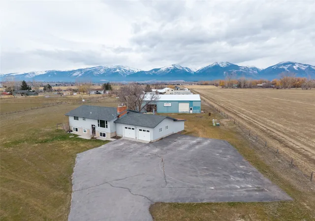 2nd image of 1170 Three Mile Creek Rd, Stevensville, MT 59870 | MLS# 30066392