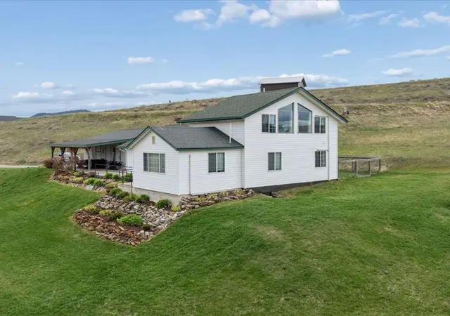 Homes for sale in Eureka, MT | 130 Hilltop Dr, Eureka, MT 59917 | MLS# 30066487