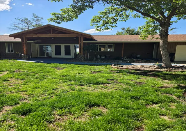 Photo 3 of Single family home for sale at 2 Fairgrounds Rd, Glendive, MT 59330 | MLS# 30066205 | Listing updated on 2026-07-28