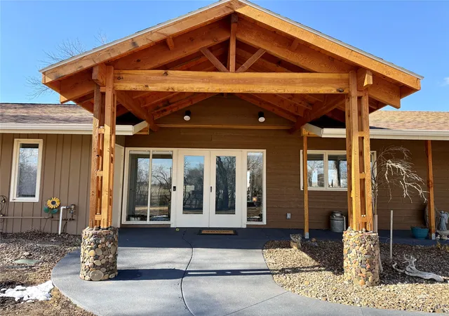 Photo 4 of Single family home for sale at 2 Fairgrounds Rd, Glendive, MT 59330 | MLS# 30066205 | Listing updated on 2026-07-28