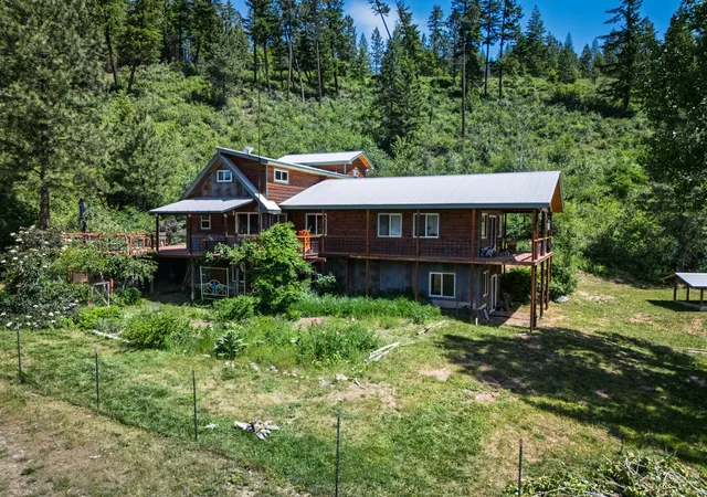 4th image of 700 Eastside Rd, Troy, MT 59935 | MLS# 30064427