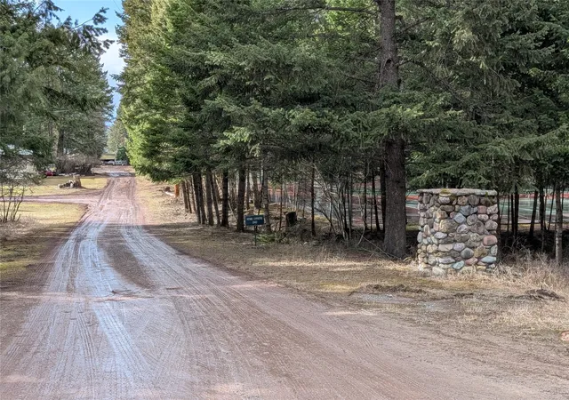 2nd image of 2260 E Lakeshore Dr, Whitefish, MT 59937 | MLS# 30066369