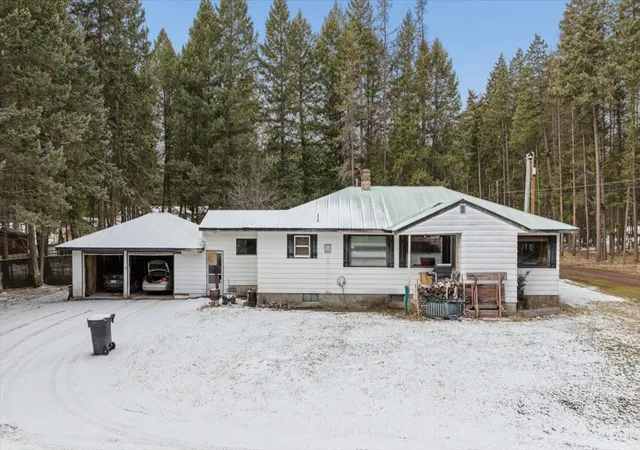 4th image of 2260 E Lakeshore Dr, Whitefish, MT 59937 | MLS# 30066369