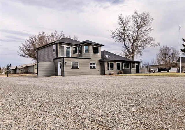 Photo 3 of Single family home for sale at 25 Dupuyer Ave, Valier, MT 59486 | MLS# 30066509 | Listing updated on 2026-07-28