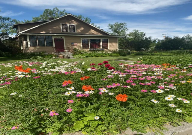 1st image of 212 4th Ave Ne 4th Ave Ne, Choteau, MT 59422 | MLS# 30066480