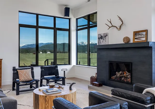 Photo 3 of Single family home for sale at 567 Twin Bridges Rd, Whitefish, MT 59937 | MLS# 30066398 | Listing updated on 2026-08-02