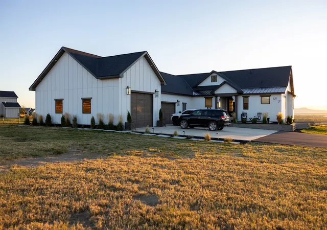 104th image of 17 Grandview Ct, Great Falls, MT 59404 | MLS# 30066662