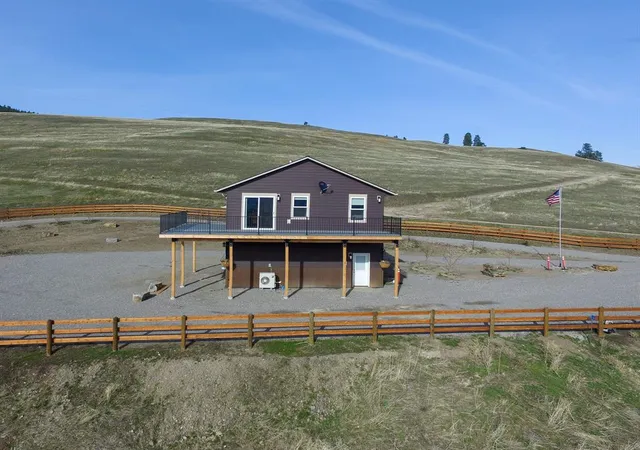 Photo 2 of Single family home for sale at 12575 Buffalo Dr, Missoula, MT 59808 | MLS# 30066747 | Listing updated on 2026-08-27