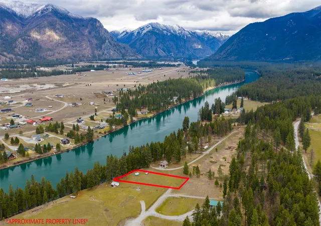 Homes for sale in Thompson Falls, MT | 31 Old Barn Ln, Thompson Falls, MT 59873 | MLS# 30066890