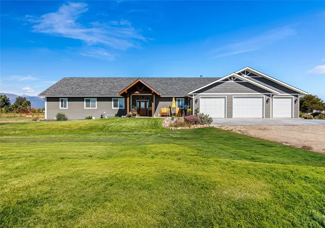Homes for sale in Corvallis, MT | 400 Cochell Wy, Corvallis, MT 59828 | MLS# 30066893
