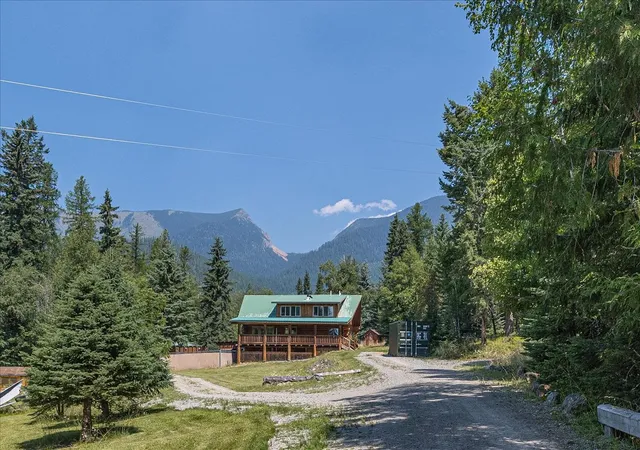 2nd image of 2236 Griffith Creek Rd, Eureka, MT 59917 | MLS# 30065551