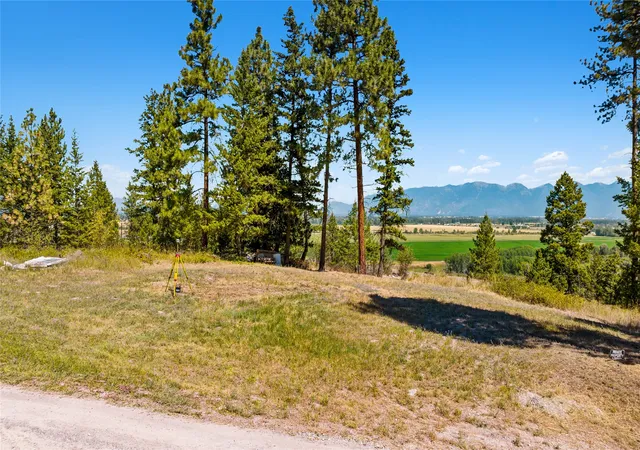 2nd image of 167 Dixie Ln, Kalispell, MT 59901 | MLS# 30066989