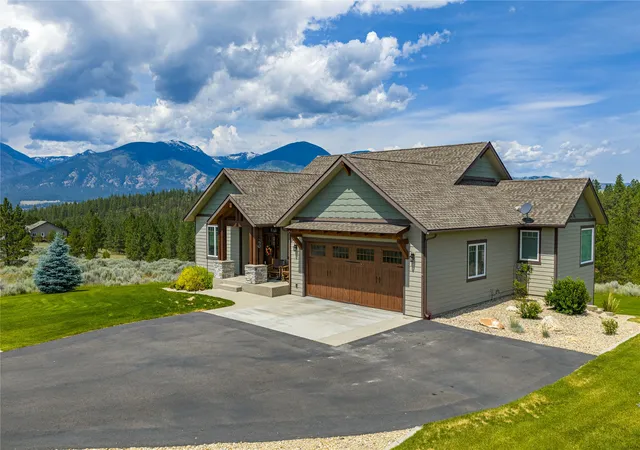Homes for sale in Florence, MT | 526 Bitterroot Dr, Florence, MT 59833 | MLS# 30066949