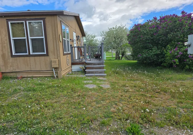 Homes for sale in Kalispell, MT | 1320 Willow Glen Dr, Kalispell, MT 59901 | MLS# 30067078