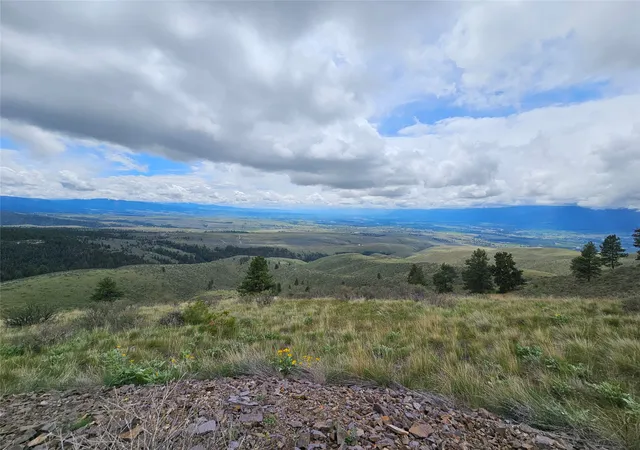 1st image of 18866 Copper Ridge Trl, Florence, MT 59833 | MLS# 30067137