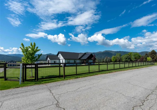 Single family home for sale at 143 Diehl Ranch Rd, Plains, MT 59859 | MLS# 30066957