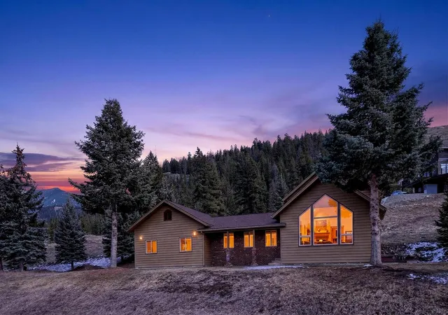 Homes for sale in Eureka, MT | 100 Mountain Cir, Eureka, MT 59917 | MLS# 30066769