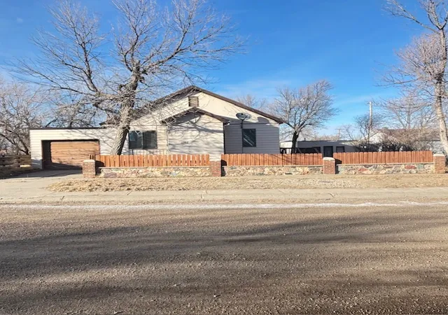 Homes for sale in Sunburst, MT | 109 4th St S, Sunburst, MT 59482 | MLS# 30067420