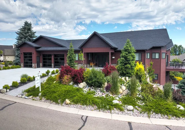 Photo 3 of Single family home for sale at 113 Mission Bay Dr, Polson, MT 59860 | MLS# 30067099 | Listing updated on 2026-07-06