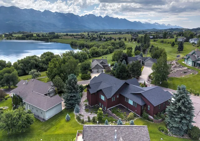 Photo 3 of Single family home for sale at 113 Mission Bay Dr, Polson, MT 59860 | MLS# 30067099 | Listing updated on 2026-07-06