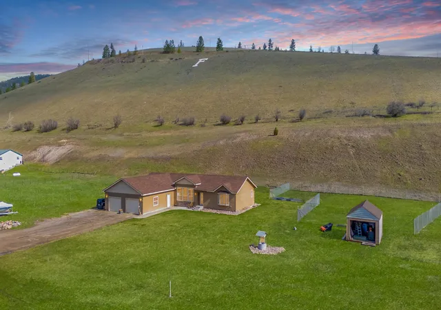 Homes for sale in Frenchtown, MT | 15432 Sara Jo Ln, Frenchtown, MT 59834 | MLS# 30067494