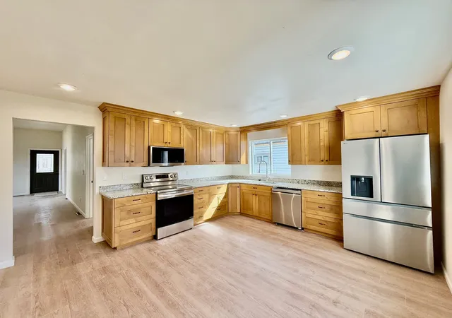 5th image of 307 N 5Th St, Hamilton, MT 59840 | MLS# 30067582