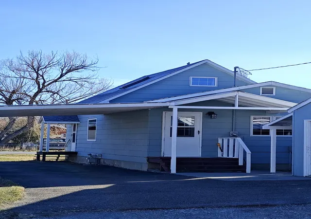 Homes for sale in Choteau, MT | 206 4th Ave Sw, Choteau, MT 59422 | MLS# 30067651