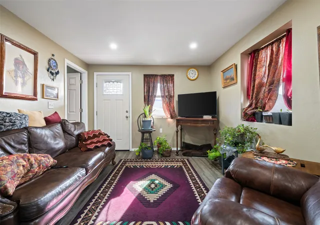 5th image of 34 E Summit St, Butte, MT 59701 | MLS# 30067644