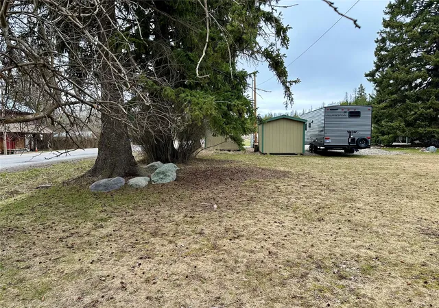 Photo 3 of Manufactured home for sale at 1605 Tamarack Ln, Columbia Falls, MT 59912 | MLS# 30067785 | Listing updated on 2026-07-01