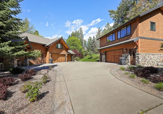 Photo 4 of Single family home for sale at 34471 Staves Ln, Polson, MT 59860 | MLS# 30067811 | Listing updated on 2026-07-01