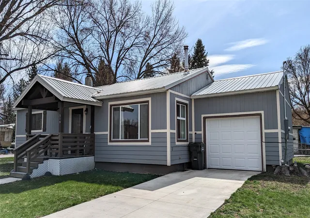 Homes for sale in Libby, MT | 519 E 4th St, Libby, MT 59923 | MLS# 30067216