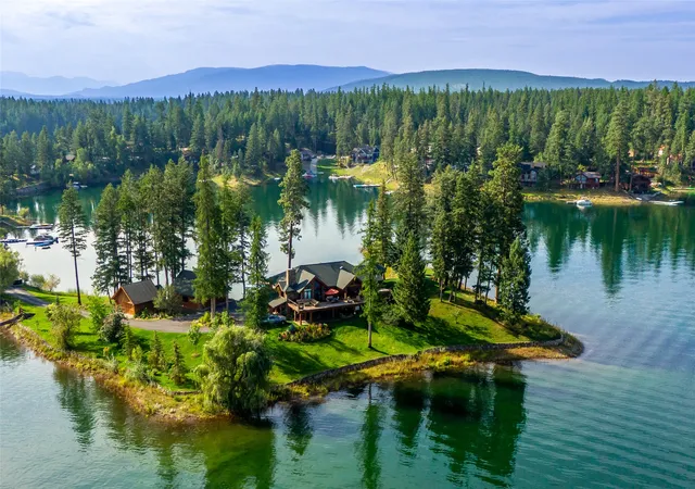 2nd image of 569 E Village Dr, Bigfork, MT 59911 | MLS# 30067947