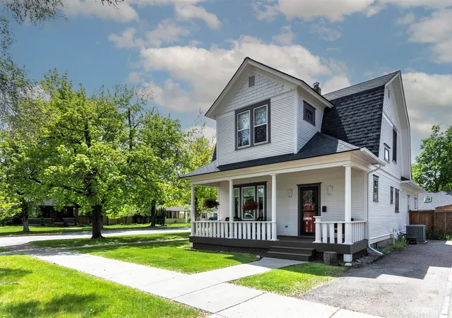 3rd image of 327 Tremont St, Missoula, MT 59801 | MLS# 30067758