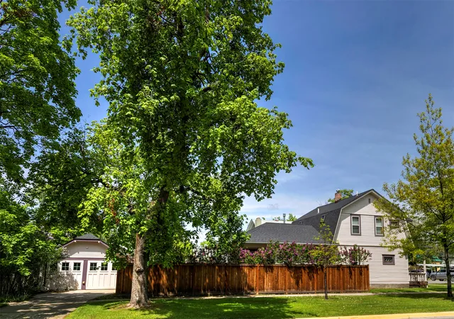 4th image of 327 Tremont St, Missoula, MT 59801 | MLS# 30067758