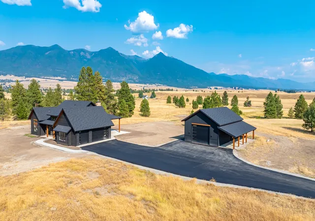 Homes for sale in Eureka, MT | 110 Paradise Loop, Eureka, MT 59917 | MLS# 30068194