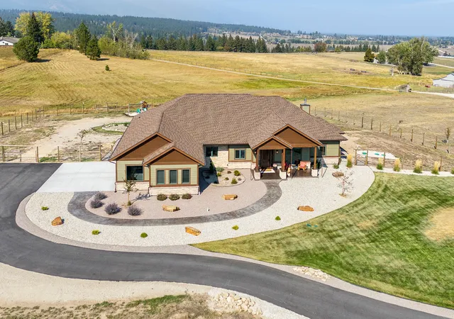 Homes for sale in Hamilton, MT | 1110 Steller Wy, Hamilton, MT 59840 | MLS# 30067701