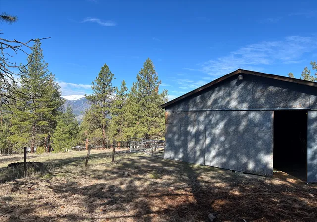 4th image of 577 El Capitan Loop, Stevensville, MT 59870 | MLS# 30067246