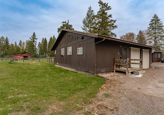 4th image of 5710 Us Hwy 93 S, Whitefish, MT 59937 | MLS# 30068171
