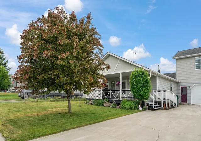 Photo 1 of Single family home for sale at 2560 Pike Dr, East Helena, MT 59635 | MLS# 30068192 | Listing updated on 2026-07-24