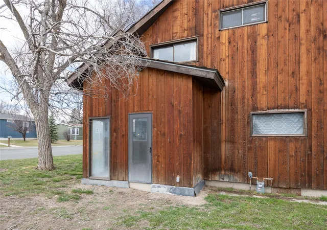 Homes for sale in Helena, MT | 1800 Laurel St, Helena, MT 59601 | MLS# 30061735
