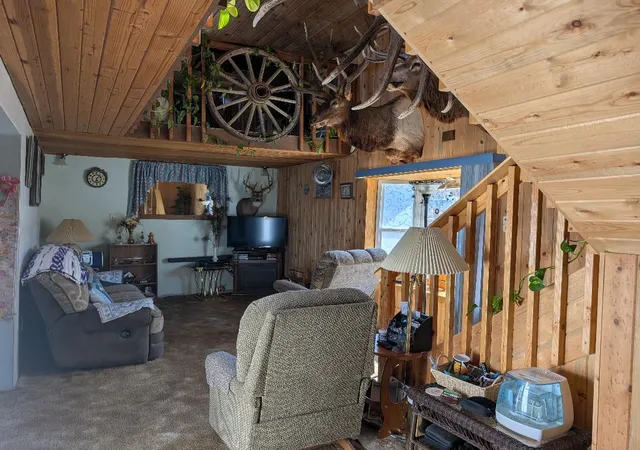 2nd image of 115 Plum St, Shelby, MT 59474 | MLS# 30068572
