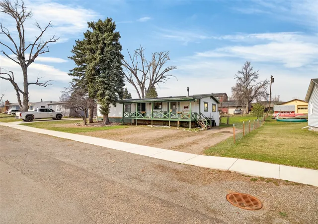 Homes for sale in Cascade, MT | 311 2nd St S, Cascade, MT 59421 | MLS# 30068522