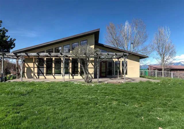Homes for sale in Saint Ignatius, MT | 61830 Old Freight Rd, Saint Ignatius, MT 59865 | MLS# 30068533