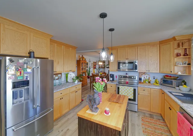 3rd image of 3111 Ottawa St, Butte, MT 59701 | MLS# 30068624