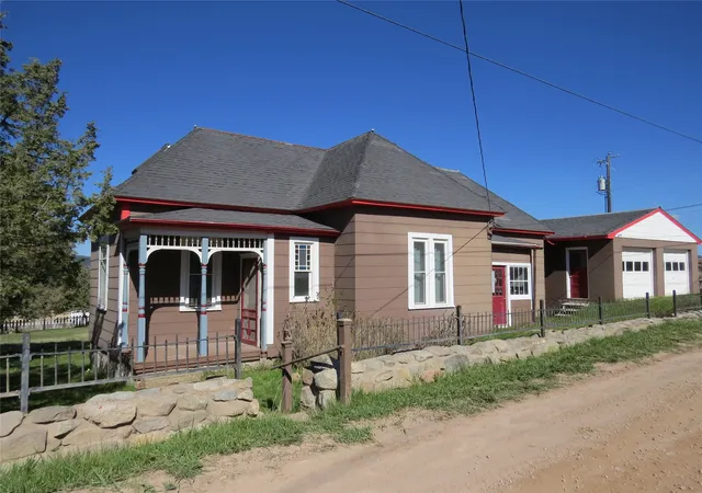 Homes for sale in Philipsburg, MT | 819 Pearl St, Philipsburg, MT 59858 | MLS# 30068600