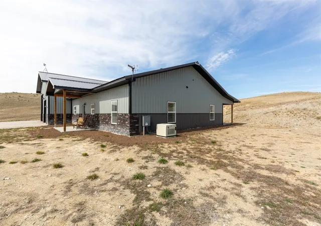 Photo 5 of Single family home for sale at 88 Hilltop Vista Loop, Three Forks, MT 59752 | MLS# 30068634 | Listing updated on 2026-08-01