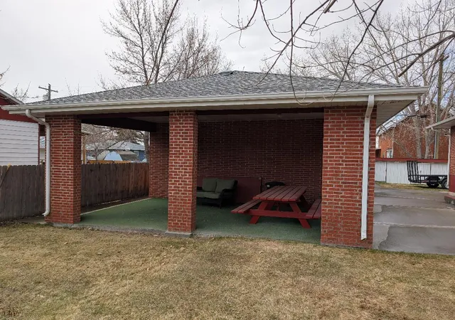 Homes for sale in Shelby, MT | 300 Gallatin St, Shelby, MT 59474 | MLS# 30068736